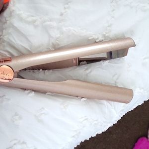 Tyme curling iron